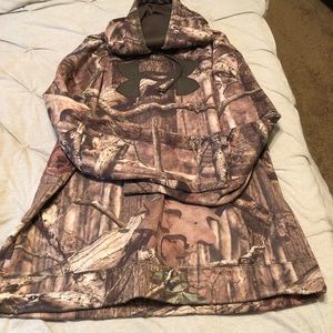Camo UA hoodie
